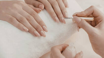 Shalom Nail care
